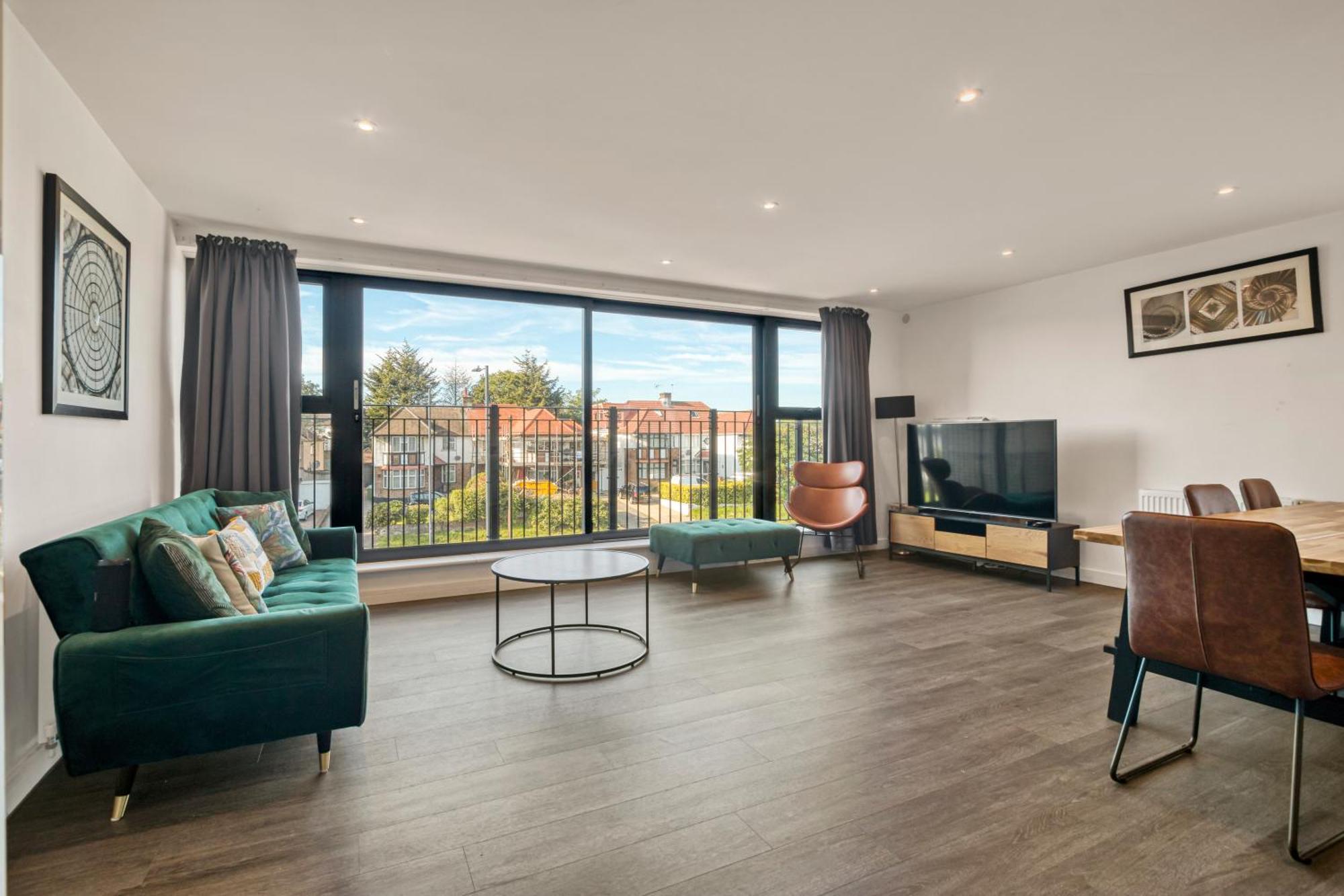 דירות לונדון Modern Penthouse In Wembley מראה חיצוני תמונה